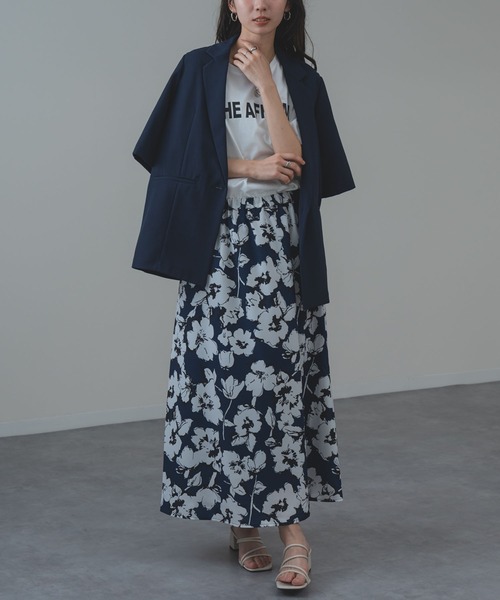 ANNA LUNA(アンナルナ)の「【ANNA LUNA】上品 な 花柄 で 華やぐ 大人 スカート(スカート・レディース・グレー/ネイビー・MEDIUM)」の9枚目の写真