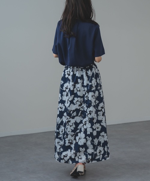 ANNA LUNA(アンナルナ)の「【ANNA LUNA】上品 な 花柄 で 華やぐ 大人 スカート(スカート・レディース・グレー/ネイビー・MEDIUM)」の21枚目の写真