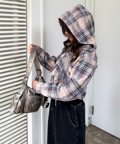 SPIRALGIRL(スパイラルガール)の「フード付きチェックトップス(シャツ/ブラウス・レディース・ブラウン/ブラック/ベージュ・FREE)」の22枚目の写真