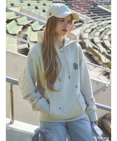 dazzlin（ダズリン）の「【MLB × New Era × dazzlin】サイドロゴキャップ（キャップ・レディース・ネイビー/ブルー/アイボリー・FREE）」の4枚目の写真