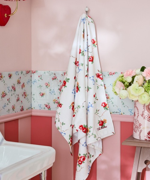 セール】プリントバスタオル Bows & Rose（タオル）｜Cath Kidston