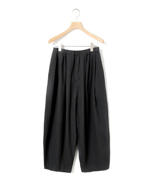 MidiUmi（ミディウミ）の「MidiUmi C/Lワイドイージーテーパードパンツ（その他パンツ・レディース・チャコールグレー/ブラック/キナリ・FREE）」の2枚目の写真