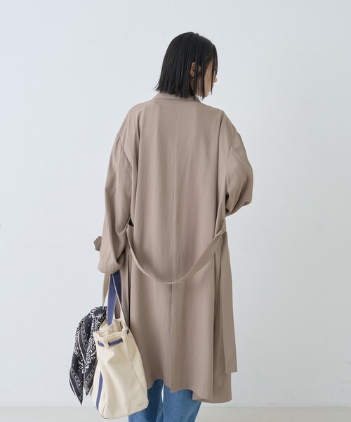 Rouge vif（ルージュヴィフ）の「【2サイズ展開】ステンカラーロングコート/春コート/春服/通勤/大人カジュアル/ベルト付き（ステンカラーコート・レディース・カーキ/ベージュ・36/38）」の8枚目の写真