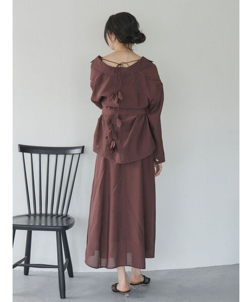 LAGUNAMOON（ラグナムーン）の「シェルボタンシアージャケット　【夏服】【オフィスカジュアル】【シアージャケット】（テーラードジャケット・レディース・アイボリー/ブラウン・FREE）」の7枚目の写真