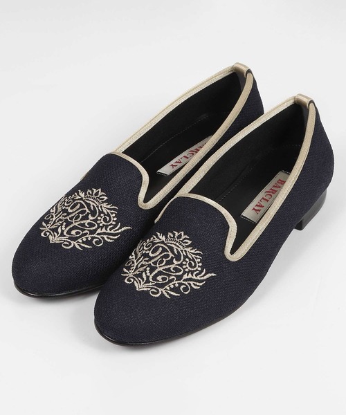 BARCLAY(バークレー)の「BARCLAY(バークレー)刺繍モチーフオペラシューズ(パンプス・レディース・ブルー/グレー/ネイビー/オレンジ/イエロー・22cm/22.5cm/23cm/23.5cm/24cm/24.5cm)」の3枚目の写真