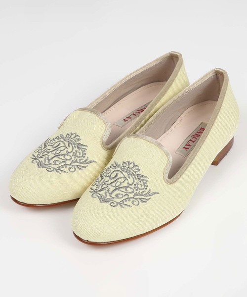 BARCLAY(バークレー)の「BARCLAY(バークレー)刺繍モチーフオペラシューズ(パンプス・レディース・ブルー/グレー/ネイビー/オレンジ/イエロー・22cm/22.5cm/23cm/23.5cm/24cm/24.5cm)」の4枚目の写真