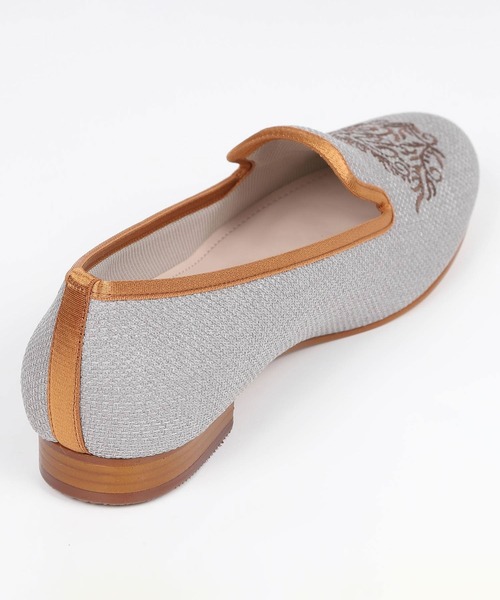 BARCLAY(バークレー)の「BARCLAY(バークレー)刺繍モチーフオペラシューズ(パンプス・レディース・ブルー/グレー/ネイビー/オレンジ/イエロー・22cm/22.5cm/23cm/23.5cm/24cm/24.5cm)」の19枚目の写真