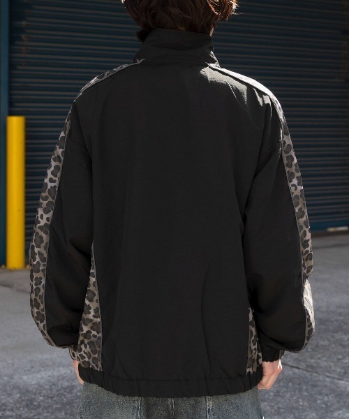 LUXSTYLE(ラグスタイル)の「ヒョウ柄切り替えナイロンブルゾン(ブルゾン・メンズ・ブラック・S/M/L)」の10枚目の写真