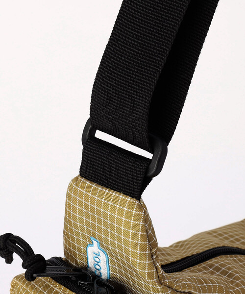 COLEMAN（コールマン）の「Coleman/コールマン COOL SHOULDER MD/クールショルダー（ショルダーバッグ・メンズ・その他9/ブラック/ベージュ・ONE SIZE）」の10枚目の写真