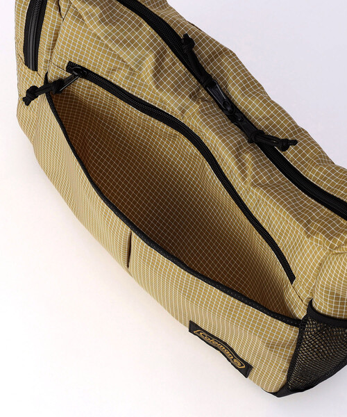 COLEMAN（コールマン）の「Coleman/コールマン COOL SHOULDER MD/クールショルダー（ショルダーバッグ・メンズ・その他9/ブラック/ベージュ・ONE SIZE）」の15枚目の写真