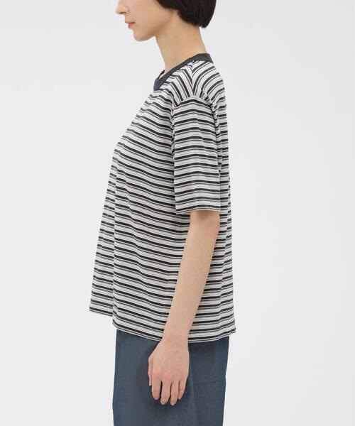 MHL.（エムエイチエル）の「COTTON LINEN STRIPE JERSEY（Tシャツ/カットソー・レディース・マルチ・2）」の4枚目の写真