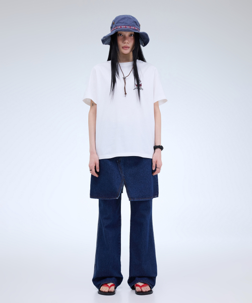 PORTERNA(ポルテナ)の「SLIT DENIM MID LENGTH SKIRT-2COLOR(スカート・レディース・ブルー/ライトブルー・SMALL/MEDIUM)」の3枚目の写真