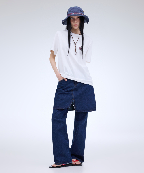 PORTERNA(ポルテナ)の「SLIT DENIM MID LENGTH SKIRT-2COLOR(スカート・レディース・ブルー/ライトブルー・SMALL/MEDIUM)」の5枚目の写真