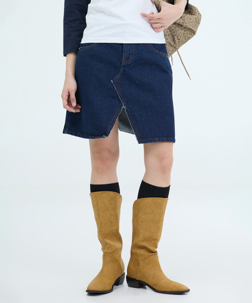PORTERNA(ポルテナ)の「SLIT DENIM MID LENGTH SKIRT-2COLOR(スカート・レディース・ブルー/ライトブルー・SMALL/MEDIUM)」の20枚目の写真
