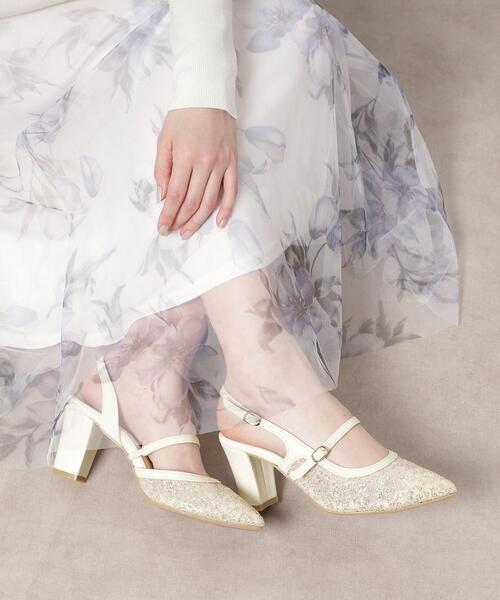 ESPERANZA(エスペランサ)の「クロスストラップセパレートパンプス(パンプス・レディース・アイボリー系8/グレー系4/ブラック系8・S/M/L/LL)」の3枚目の写真