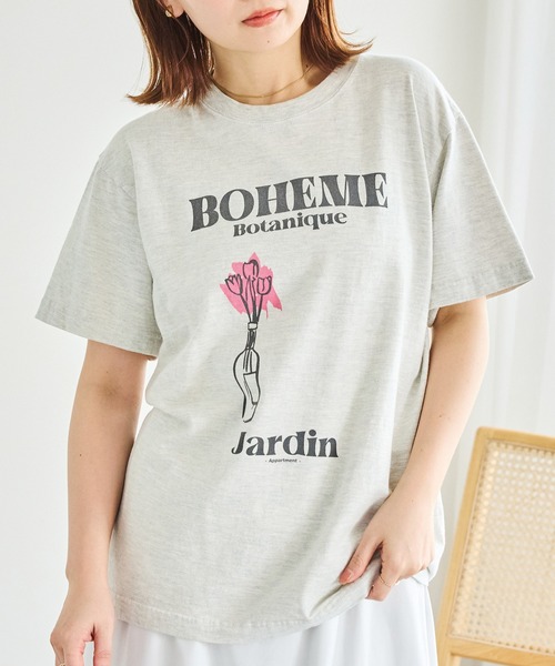 TRICOMER（トリコメル）の「【TRICOMER】ヴィンテージライク フラワープリントTシャツ｜BOHEME BOTANIQUE（Tシャツ/カットソー・レディース・グレー・F）」の5枚目の写真