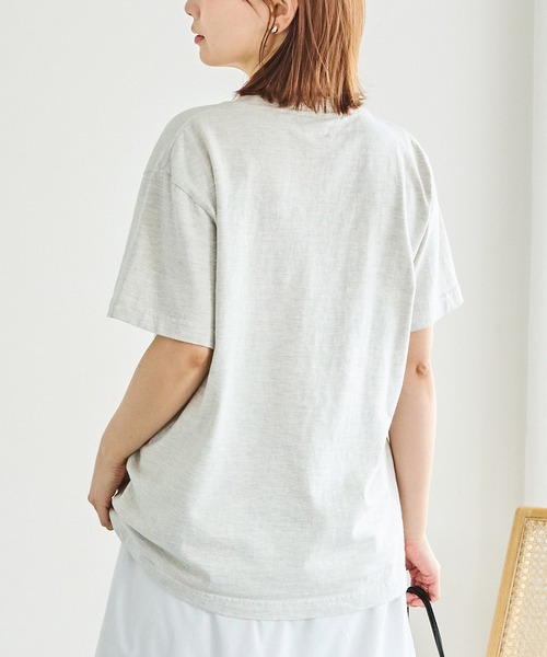TRICOMER（トリコメル）の「【TRICOMER】ヴィンテージライク フラワープリントTシャツ｜BOHEME BOTANIQUE（Tシャツ/カットソー・レディース・グレー・F）」の13枚目の写真