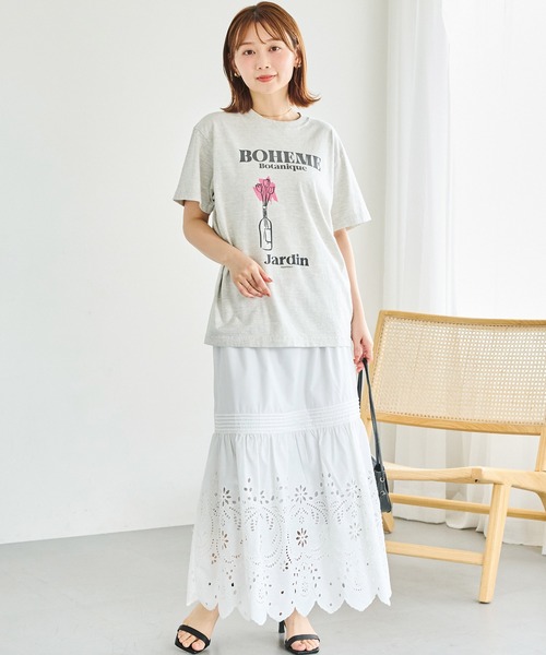 TRICOMER（トリコメル）の「【TRICOMER】ヴィンテージライク フラワープリントTシャツ｜BOHEME BOTANIQUE（Tシャツ/カットソー・レディース・グレー・F）」の15枚目の写真