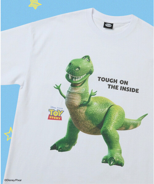 FREAK'S STORE(フリークスストア)の「「トイ・ストーリー」 別注 キャラクタープリント クルーネックTシャツ 限定展開(Tシャツ/カットソー・メンズ・オフホワイト/ブラック/チャコールグレー/グレー/ライトグレー/ホワイト/ナチュラル/シルバー/その他/ダークグレー/ベージュ/ゴールド・SMALL/LARGE/MEDIUM)」の5枚目の写真