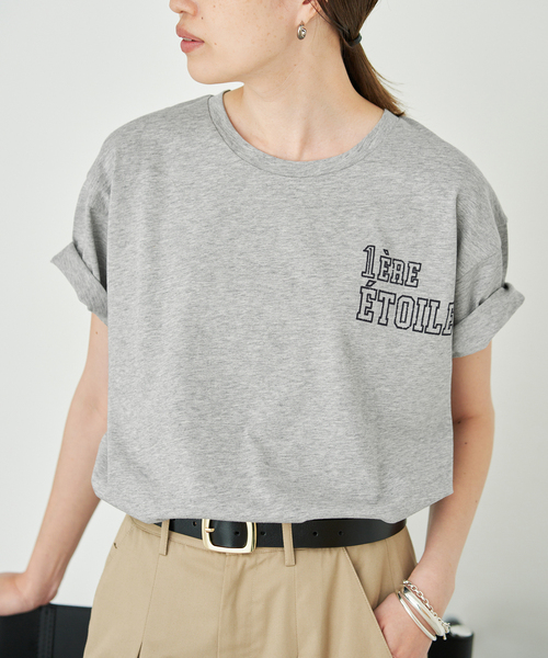 SLOBE IENA(スローブイエナ)の「《WEB限定/追加2》1ST ETOILE Tシャツ(Tシャツ/カットソー・レディース・ブラウン/グレー/カーキ/ネイビー・FREE)」の7枚目の写真