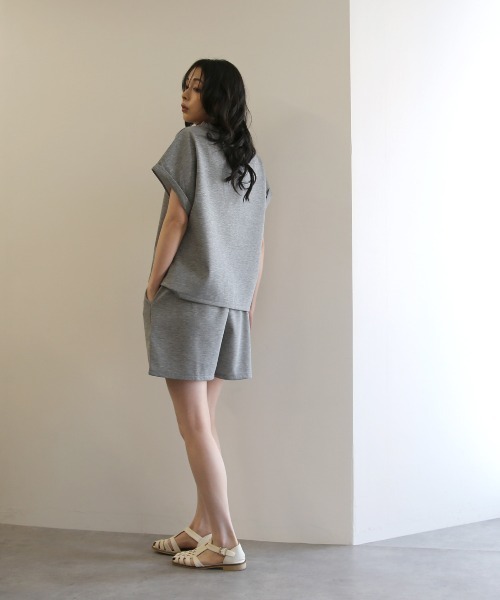 No one knows（ノーワンノーズ）の「ZOZO限定 半袖トップス ショートパンツ セットアップ（セットアップ・レディース・杢グレー/ブラック・FREE）」の16枚目の写真