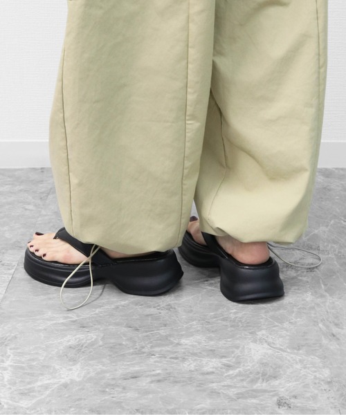 THE CELL.(ザセルドット)の「厚底サンダル PLATFORM SANDALS(サンダル・レディース・ブラック・35/37/39)」の4枚目の写真
