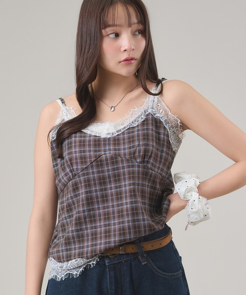 apres jour mignon(アプレジュールミニョン)の「レースレイヤードキャミ(キャミソール・レディース・ブラウン系その他/ベージュ系その他/ダークブラウン/アイボリー・LARGE/フリー)」の13枚目の写真
