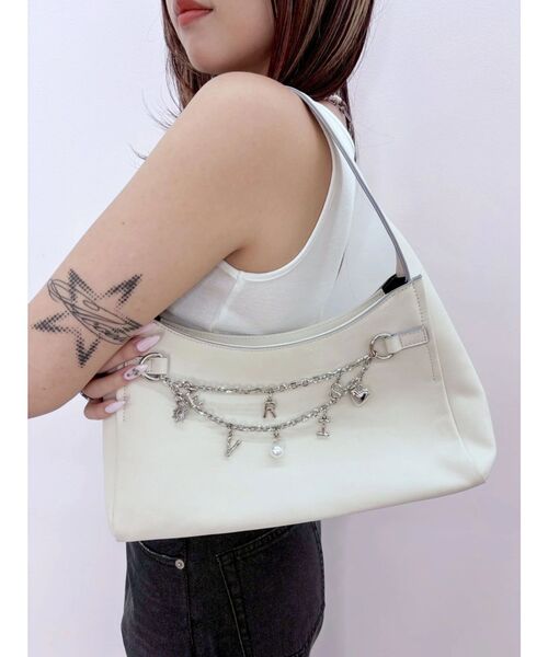 EVRIS(エヴリス)の「モチーフチェーンハンドBAG(ハンドバッグ・レディース・ホワイト/ブラウン/ブラック・FREE)」の12枚目の写真