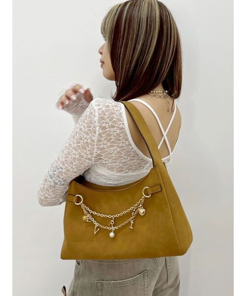 EVRIS(エヴリス)の「モチーフチェーンハンドBAG(ハンドバッグ・レディース・ホワイト/ブラウン/ブラック・FREE)」の21枚目の写真