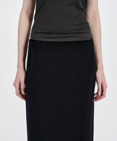 Studio Doe(スタジオドー)の「Studio Doe Asymmetrical Knit Skirt(スカート・レディース・ブラック・SMALL/MEDIUM)」の7枚目の写真