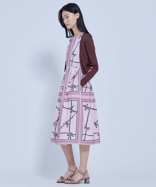 TOCCA(トッカ)の「EYELET AJISAI ボレロ(カーディガン/ボレロ・レディース・ブラウン系/レッド系・SMALL/MEDIUM)」の13枚目の写真