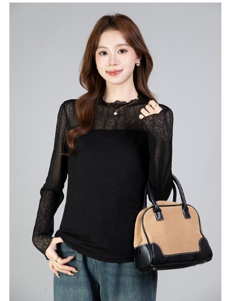 witch(ウイッチ)の「プチハイネックレーストップス(シャツ/ブラウス・レディース・ブラック/ベージュ・M/L/XL)」の3枚目の写真