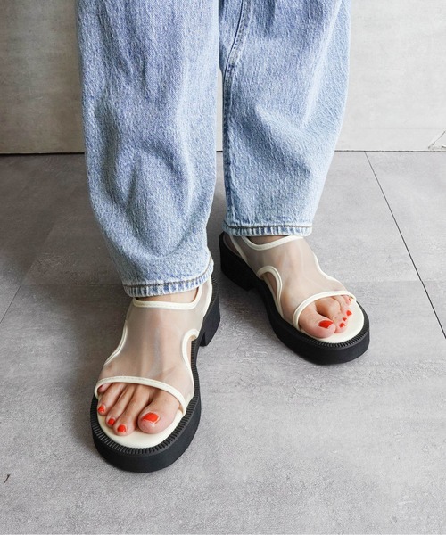 Fabby fabby(ファビィーファビィー)の「4.4cm厚底メッシュサンダル(サンダル・レディース・ブラック/アイボリー・LARGE/SMALL/MEDIUM)」の13枚目の写真