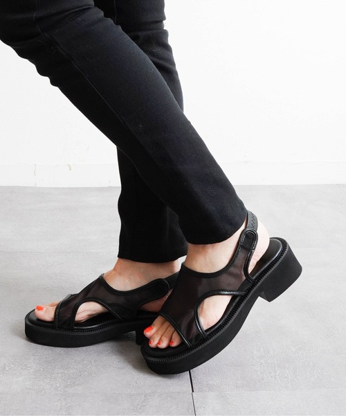Fabby fabby(ファビィーファビィー)の「4.4cm厚底メッシュサンダル(サンダル・レディース・ブラック/アイボリー・LARGE/SMALL/MEDIUM)」の22枚目の写真