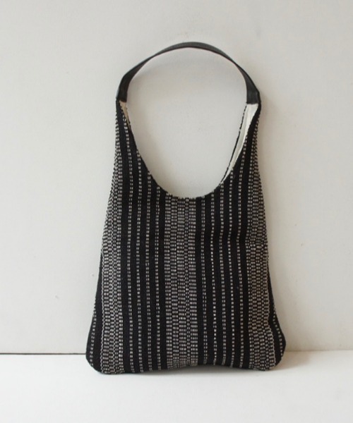 CACHELLIE(カシェリエ)の「TRIANGLE JUTE TOTE(トートバッグ・レディース・その他3/その他6/その他2/その他4/その他1/その他5・FREE)」の5枚目の写真