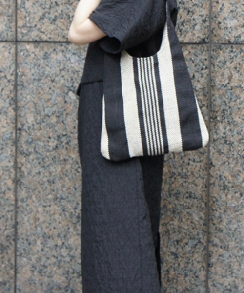 CACHELLIE(カシェリエ)の「TRIANGLE JUTE TOTE(トートバッグ・レディース・その他3/その他6/その他2/その他4/その他1/その他5・FREE)」の13枚目の写真