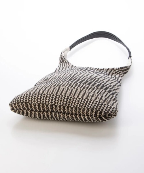 CACHELLIE(カシェリエ)の「TRIANGLE JUTE TOTE(トートバッグ・レディース・その他3/その他6/その他2/その他4/その他1/その他5・FREE)」の8枚目の写真