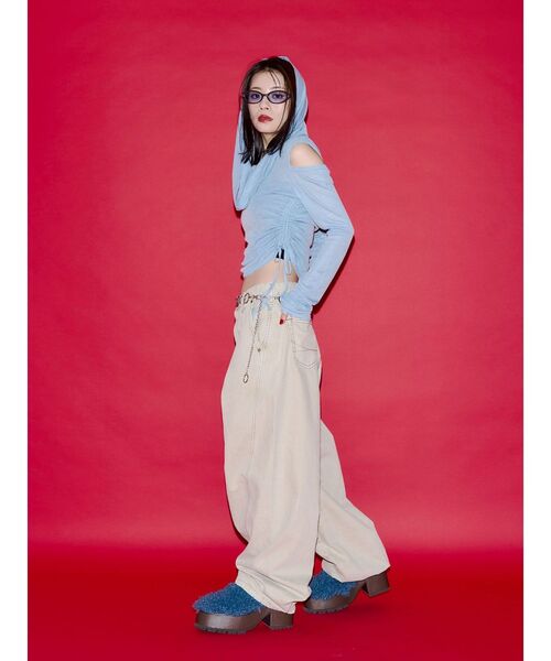 jouetie(ジュエティ)の「【SOMETHING×PosTokyo】Tuck Buggy(デニムパンツ・レディース・ベージュ/ブラック・SMALL/MEDIUM)」の5枚目の写真