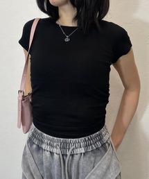 [カップ付き] バックオープン ショートTシャツ
