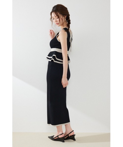 rienda(リエンダ)の「ノースリ配色ペプラムタイトニットワンピース 夏服 秋服(ワンピース・レディース・ブラック/ライトブルー/ベージュ・FREE)」の6枚目の写真