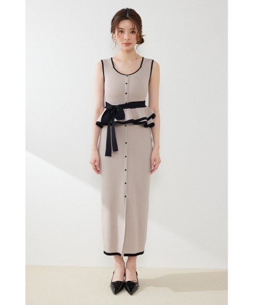 rienda(リエンダ)の「ノースリ配色ペプラムタイトニットワンピース 夏服 秋服(ワンピース・レディース・ブラック/ライトブルー/ベージュ・FREE)」の17枚目の写真