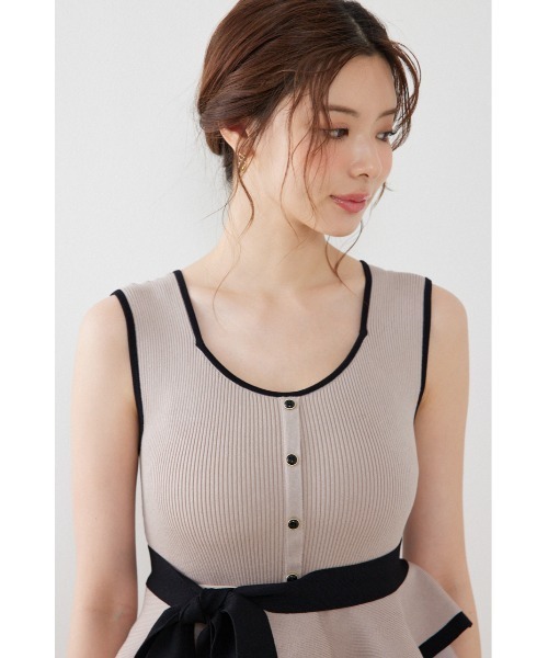 rienda(リエンダ)の「ノースリ配色ペプラムタイトニットワンピース 夏服 秋服(ワンピース・レディース・ブラック/ライトブルー/ベージュ・FREE)」の20枚目の写真