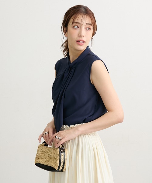 slattgir(スラットジール)の「高身長 タイデザインノースリーブブラウス(トールサイズ)(シャツ/ブラウス・レディース・ネイビー/オフホワイト・TL/TM/T5L/T4L/T3L/TLL)」の16枚目の写真