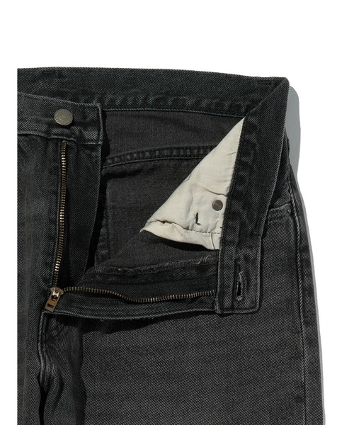 Levi's（リーバイス）の「Levi's/リーバイス 555(TM) リラックスストレート ジーンズ ブラック（デニムパンツ・メンズ・ブラック・W34 L32/W33 L32/W32 L32/W31 L32/W29 L32/W28 L32/W30 L32）」の9枚目の写真