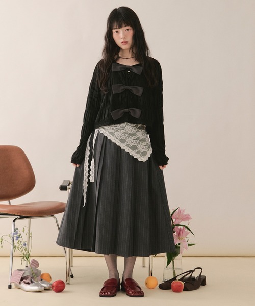 loin nuit(ロワンニュイ)の「big ribbon long sleeve tops / ビッグリボンロングスリーブトップス(Tシャツ/カットソー・レディース・ホワイト/ブラック/ブラウン・FREE)」の8枚目の写真