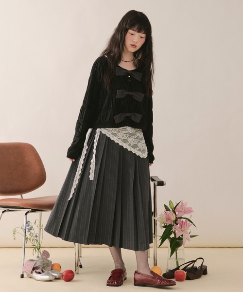 loin nuit(ロワンニュイ)の「big ribbon long sleeve tops / ビッグリボンロングスリーブトップス(Tシャツ/カットソー・レディース・ホワイト/ブラック/ブラウン・FREE)」の9枚目の写真