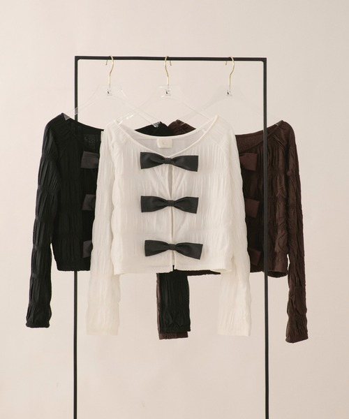 loin nuit(ロワンニュイ)の「big ribbon long sleeve tops / ビッグリボンロングスリーブトップス(Tシャツ/カットソー・レディース・ホワイト/ブラック/ブラウン・FREE)」の7枚目の写真