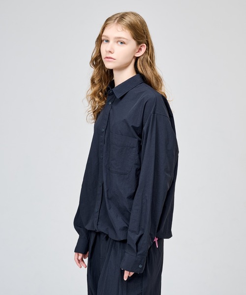 WETTEMPT（ウィテンプト）の「NYLON BICOLOR DRAWSTRING L/S SHIRT / ナイロンバイカラードローコードL/Sシャツ（シャツ/ブラウス・メンズ・グレー/ネイビー/ブラック・MEDIUM/SMALL/LARGE）」の7枚目の写真