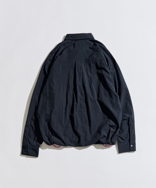WETTEMPT（ウィテンプト）の「NYLON BICOLOR DRAWSTRING L/S SHIRT / ナイロンバイカラードローコードL/Sシャツ（シャツ/ブラウス・メンズ・グレー/ネイビー/ブラック・MEDIUM/SMALL/LARGE）」の5枚目の写真