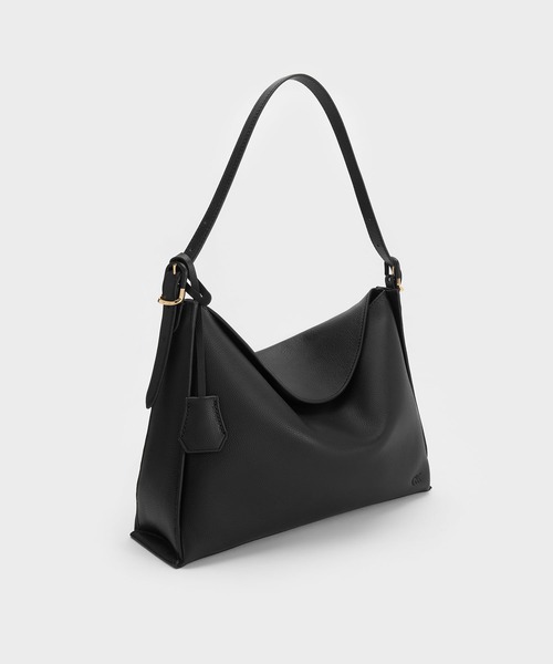 CHARLES & KEITH(チャールズ & キース)の「【本革】ラージ レザー トップフラップ ホーボーバッグ(ショルダーバッグ・レディース・ブラック・L)」の2枚目の写真